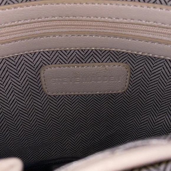 Steve Madden large quilted puff purse - Picture 8 of 15